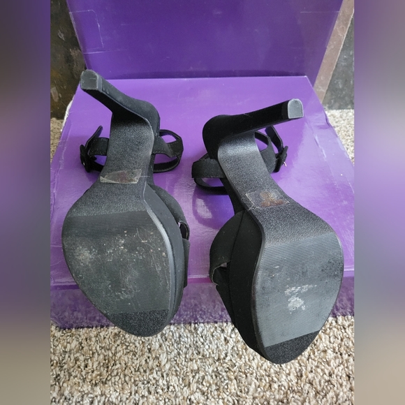 Black Suede Platforms size 7 - Picture 3 of 3